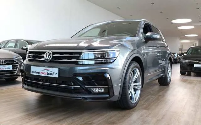 Volkswagen Tiguan 2.0TDI 150PK DSG*R-LINE*VELE OPTIES*AAN TOPPRIJS ! Image 1