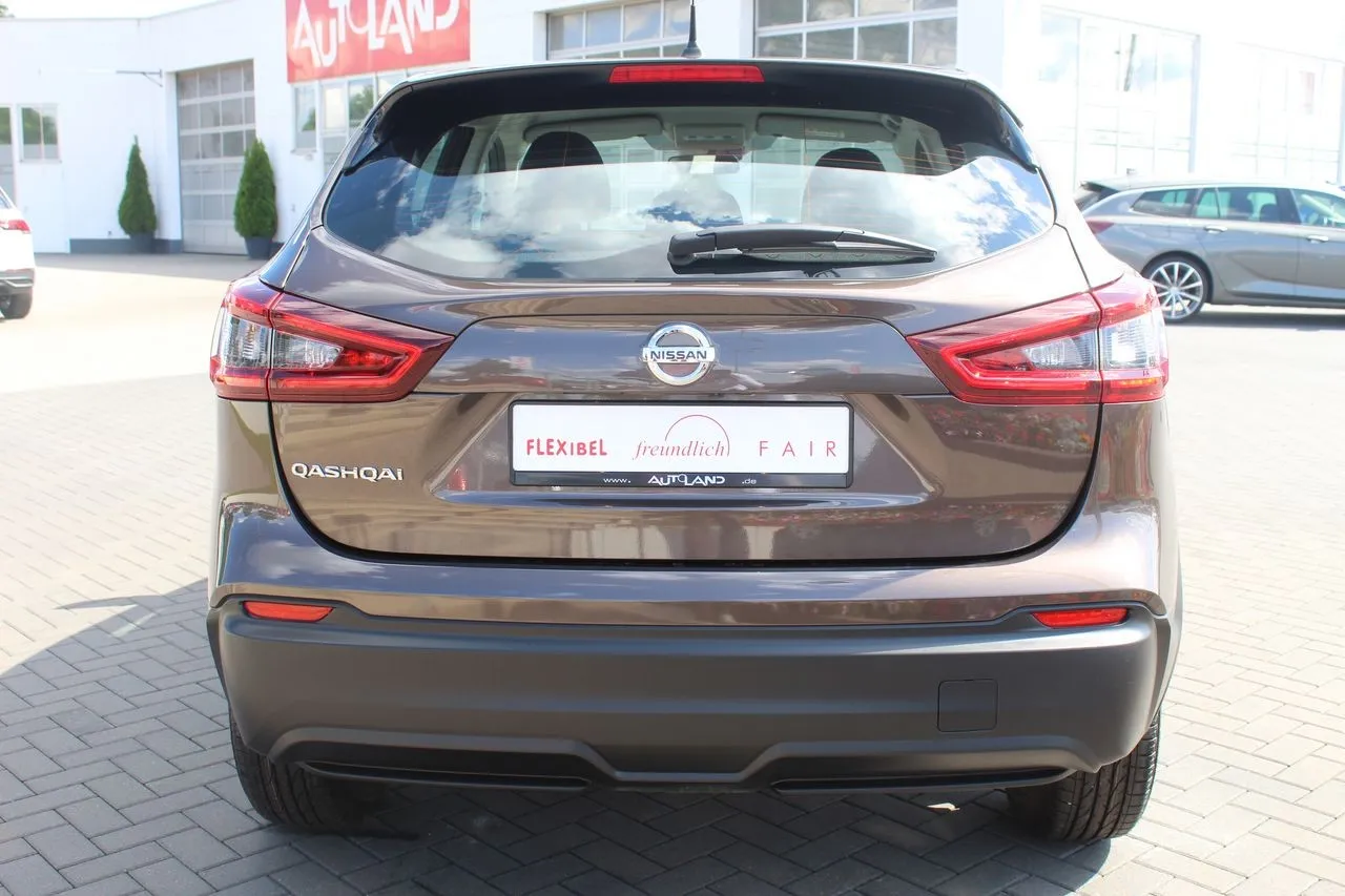 Nissan Qashqai 1.3 DIG-T...  Image 5