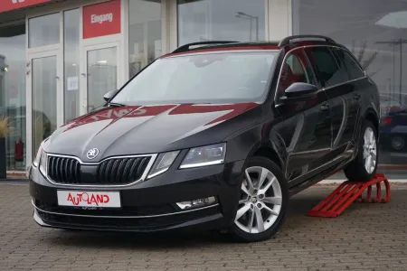 Skoda Octavia Combi 1.8 TSI Style... 