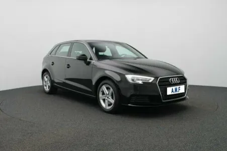 AUDI A3 1.6 TDI 116CV Business